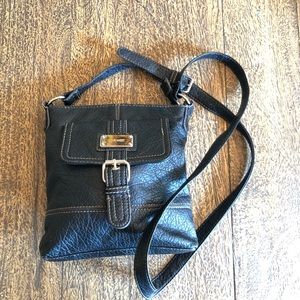 Nine West small crossbody purse in Black